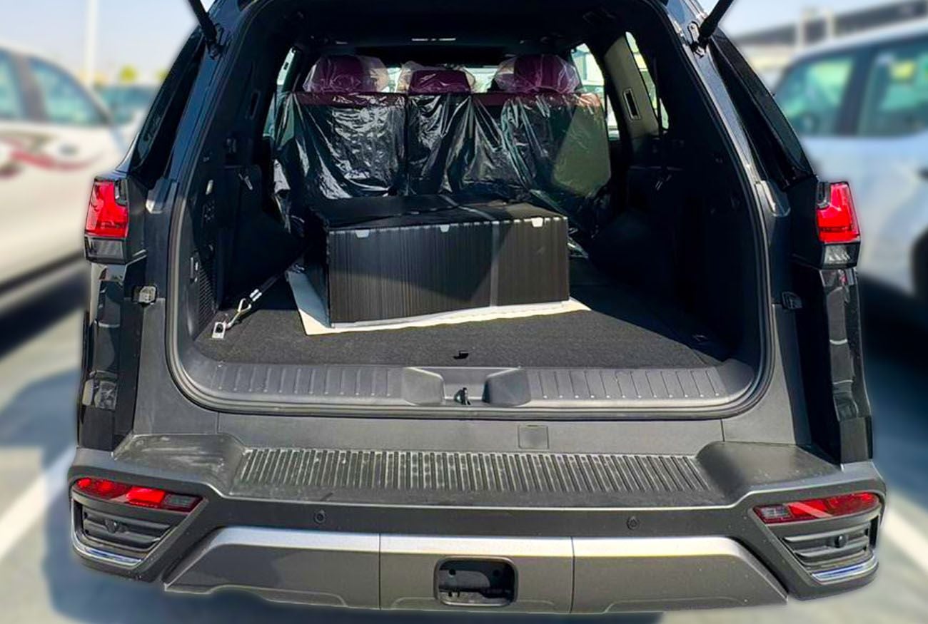 Lexus LX600 SIGNATURE 2025 3.5 L PETROL