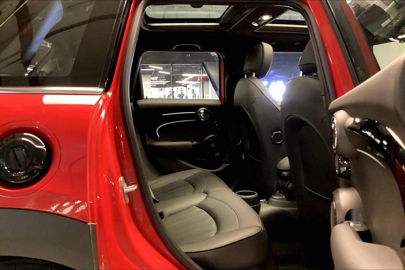 Mini Cooper S JCW Package | Carnival Sale • UP TO AED 20,000 OFF | Guaranteed Warranty | 0 Down Payment