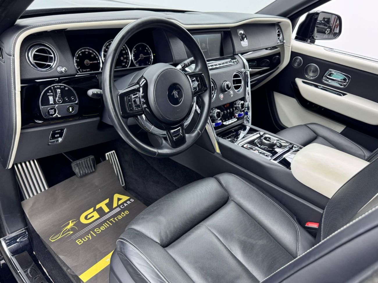 رولز رويس كولينان 2021 Rolls-Royce Cullinan Black Badge, 1 Year Warranty, Full Service History