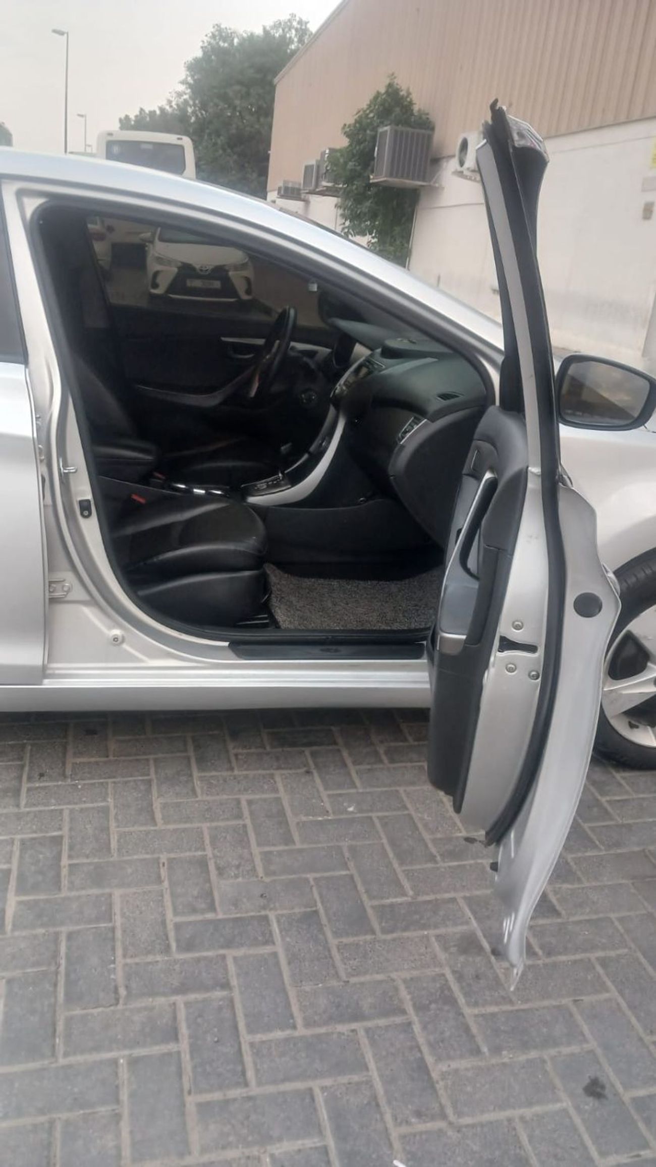 Hyundai Avante HYUNDAI AVANTE 2013 FRESH IMPORT WITH LOW MILEAGE