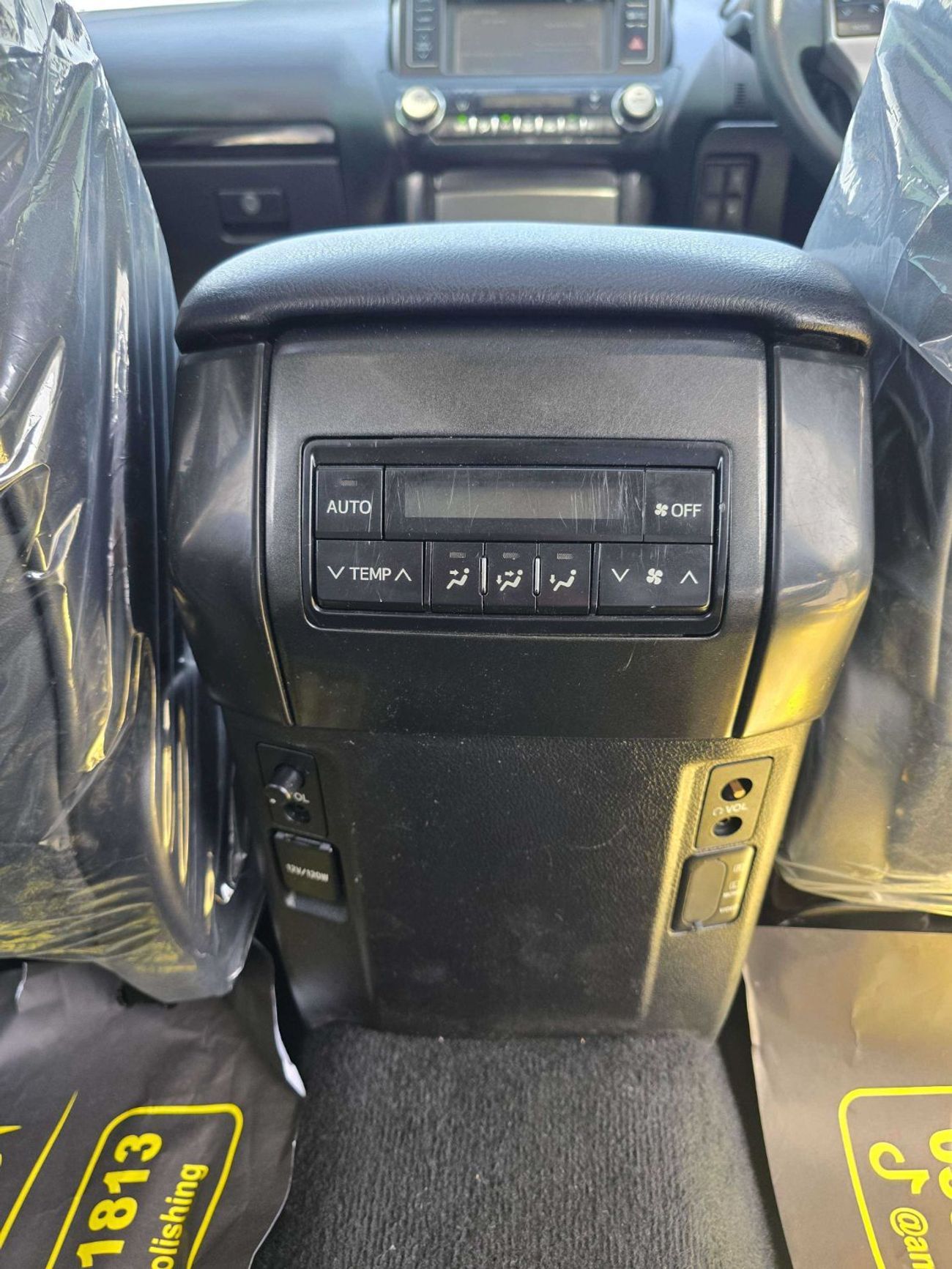 تويوتا برادو 4x4 Diesel 2.8l Right Hand Drive (Export only)