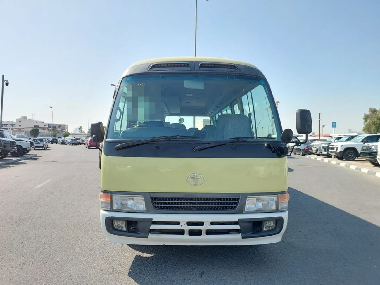 تويوتا كوستر (RAMADAN OFFER) TOYOTA COASTER BUS RHD 2004 MODEL 4.0 L DIESEL AUTOMATIC(PM50072)