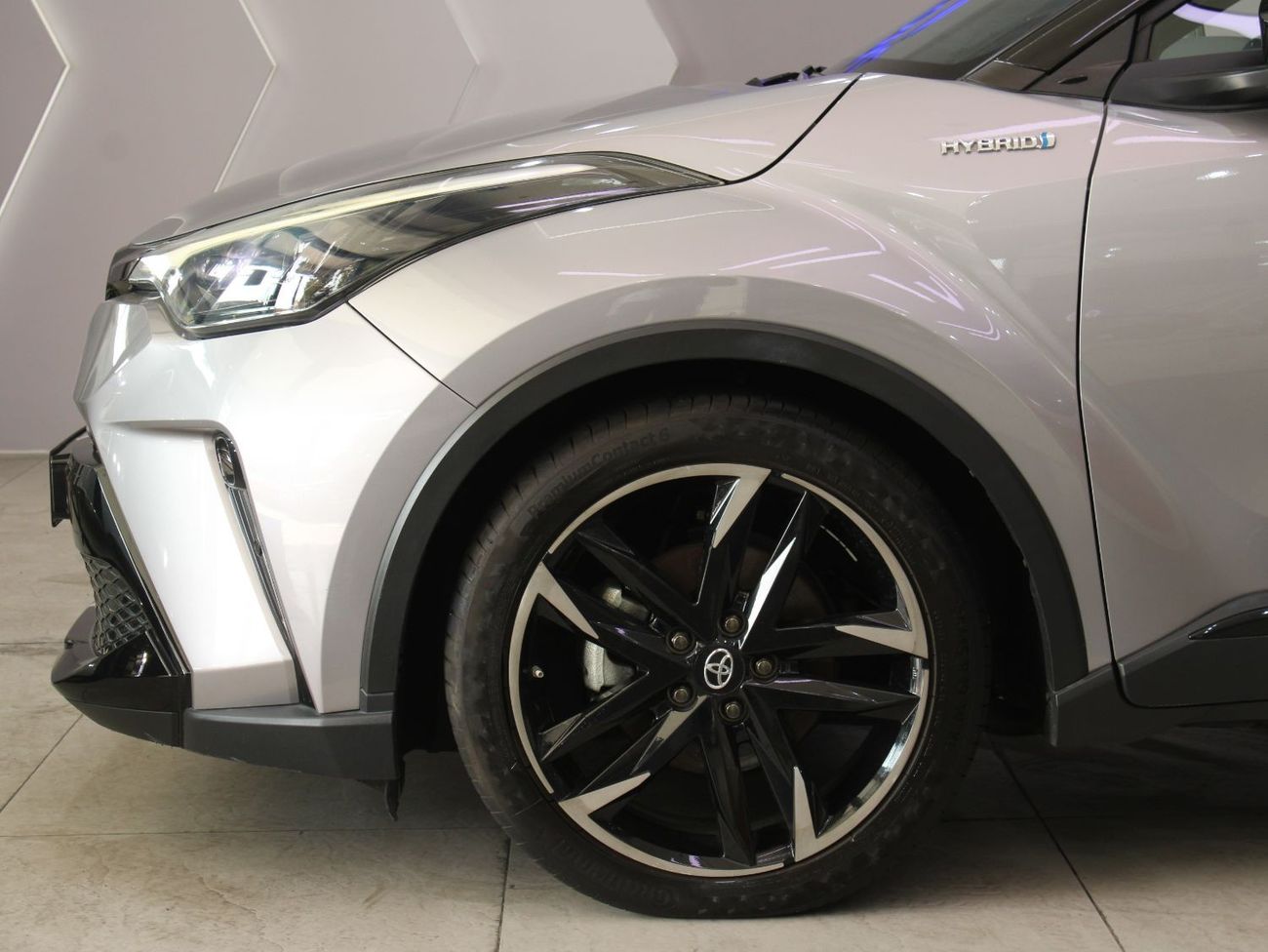 تويوتا CHR C-HR HYBRID