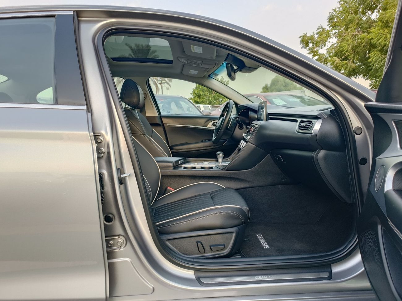 جينيسس G70 / SUNROOF/ LEATHER/ TRIP TONIC/ FULL OPT/ 1040 MONTHLY / LOT#72947