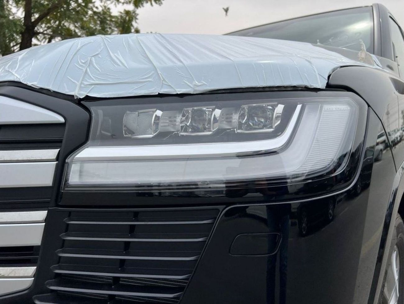 تويوتا لاند كروزر VX