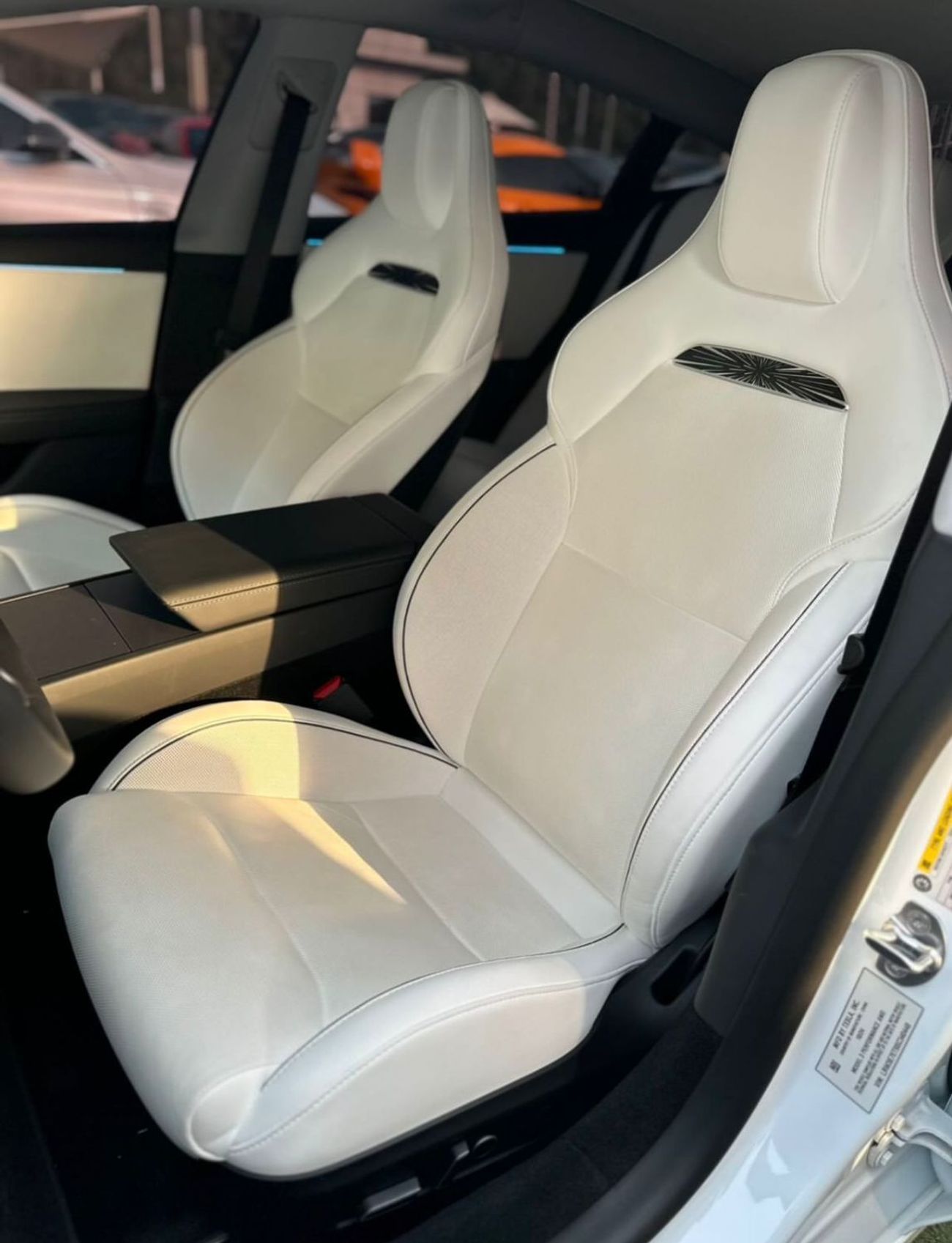 تسلا موديل 3 تسلا موديل 3 بروفورمنس خليجي 2025 فل ابشن صبغ وكاله تحت الضمان