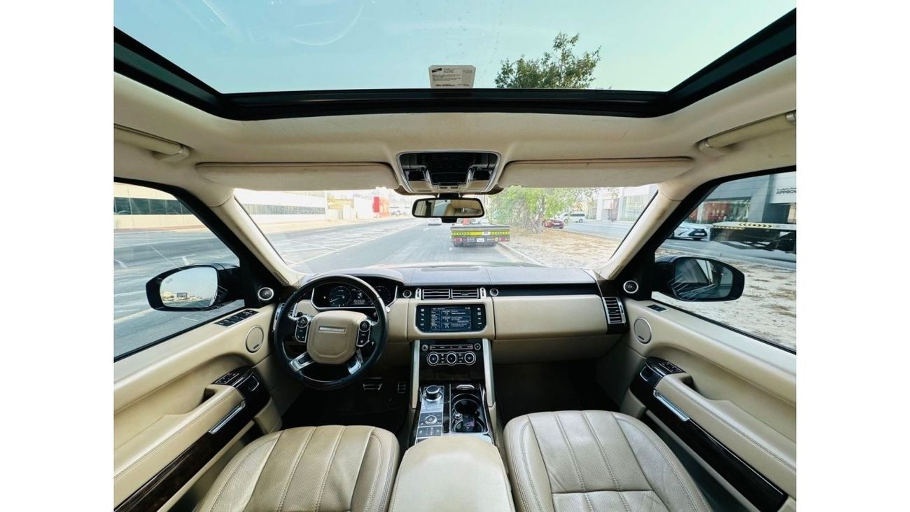 Land Rover Range Rover RANGE ROVER VOUGE SE 5.0 V8 | GCC | BLACK MATE PPF | WELL MAINTAINED