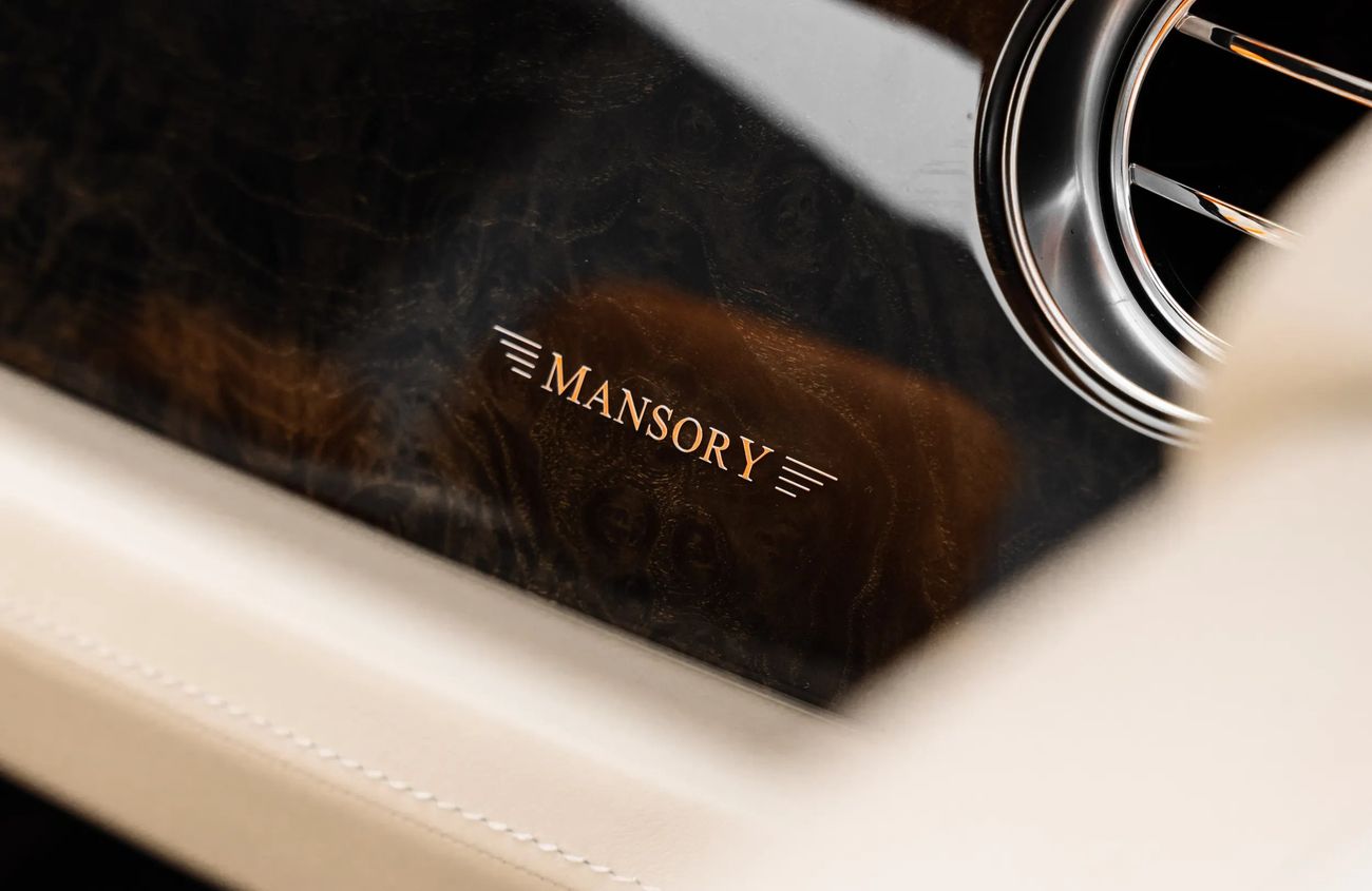 رولز رويس داون 6.6L V-12 Twin-Turbocharged Engine