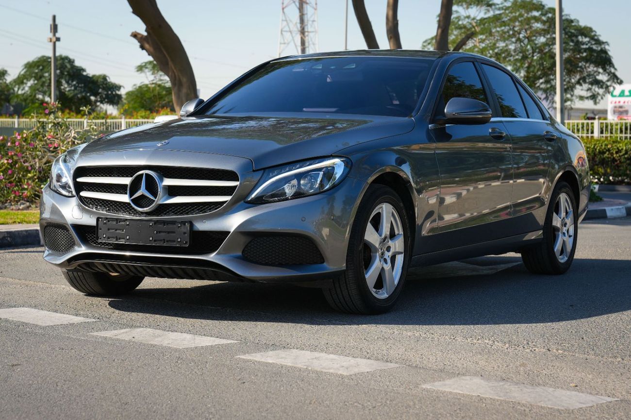 Mercedes-Benz C 200 2018 KOREAN SPECS!! NO PAINT!! NO ACCIDENT!!