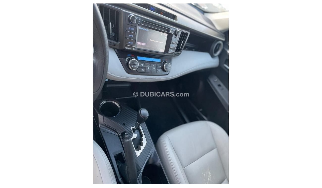 Toyota RAV4 “Offer”2014 Toyota Rav4 XLE Full Option - 2.5L V4
