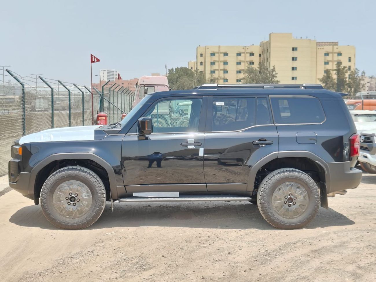 تويوتا برادو 2025 Toyota Prado Adventure (Mid-Option with Sunroof) J250 7-Seater 2.4L Turbo Petrol A/T 4WD Africa