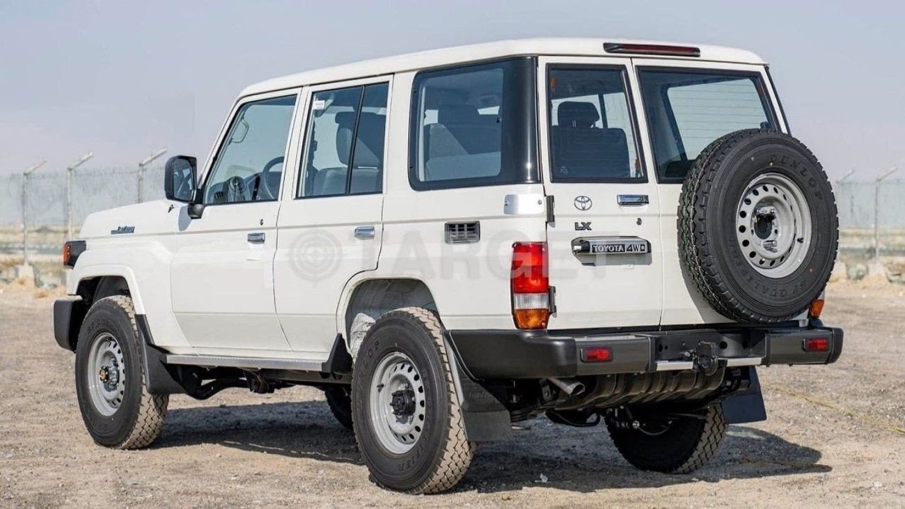 تويوتا لاند كروزر 70 Land cruiser lc76 4.2L diesel V6 MY2024 FOR EXPORT ONLY
