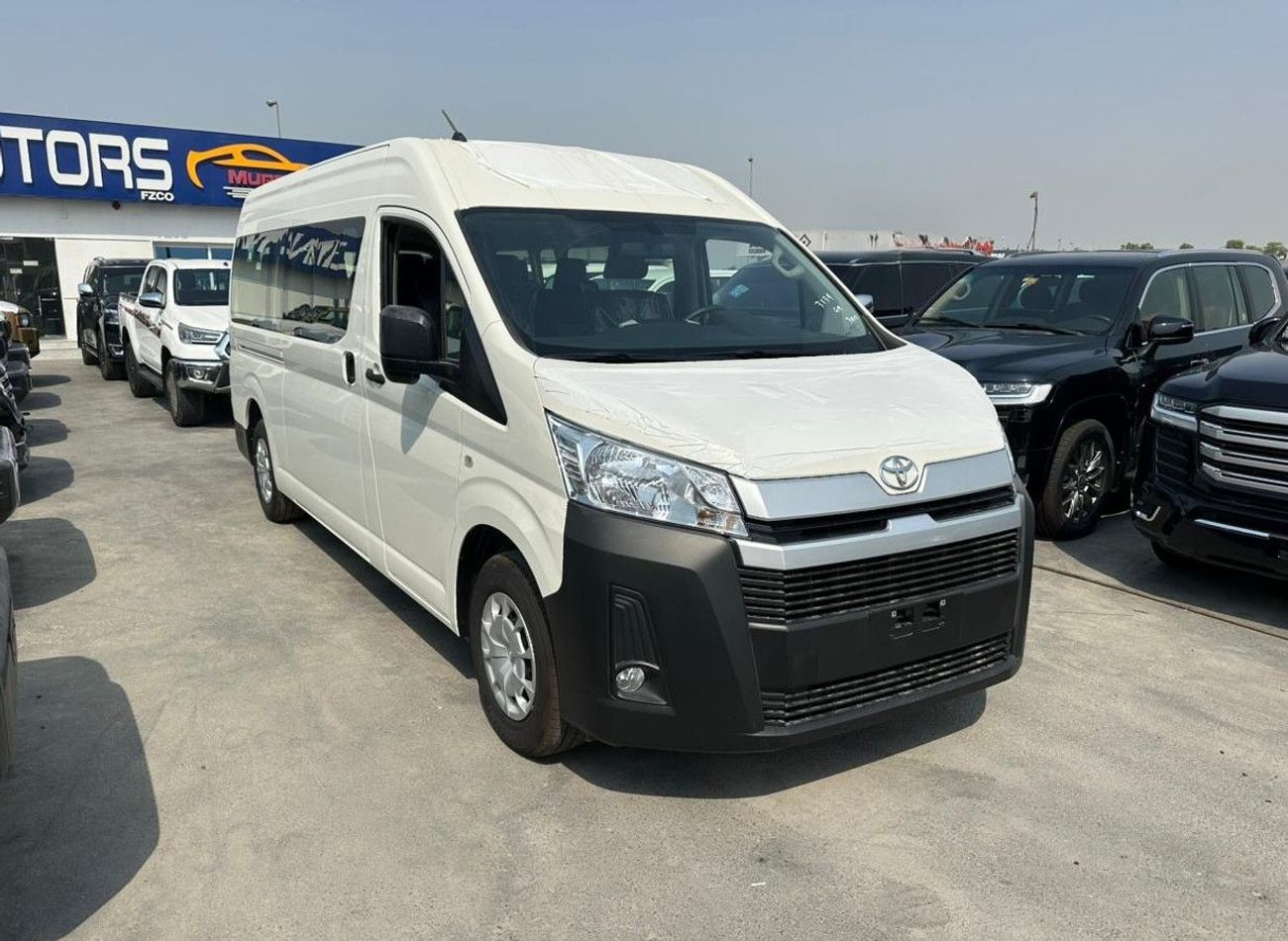 Toyota Hiace Van High Roof 2.8L (174 HP) M/T 2025 Diesel