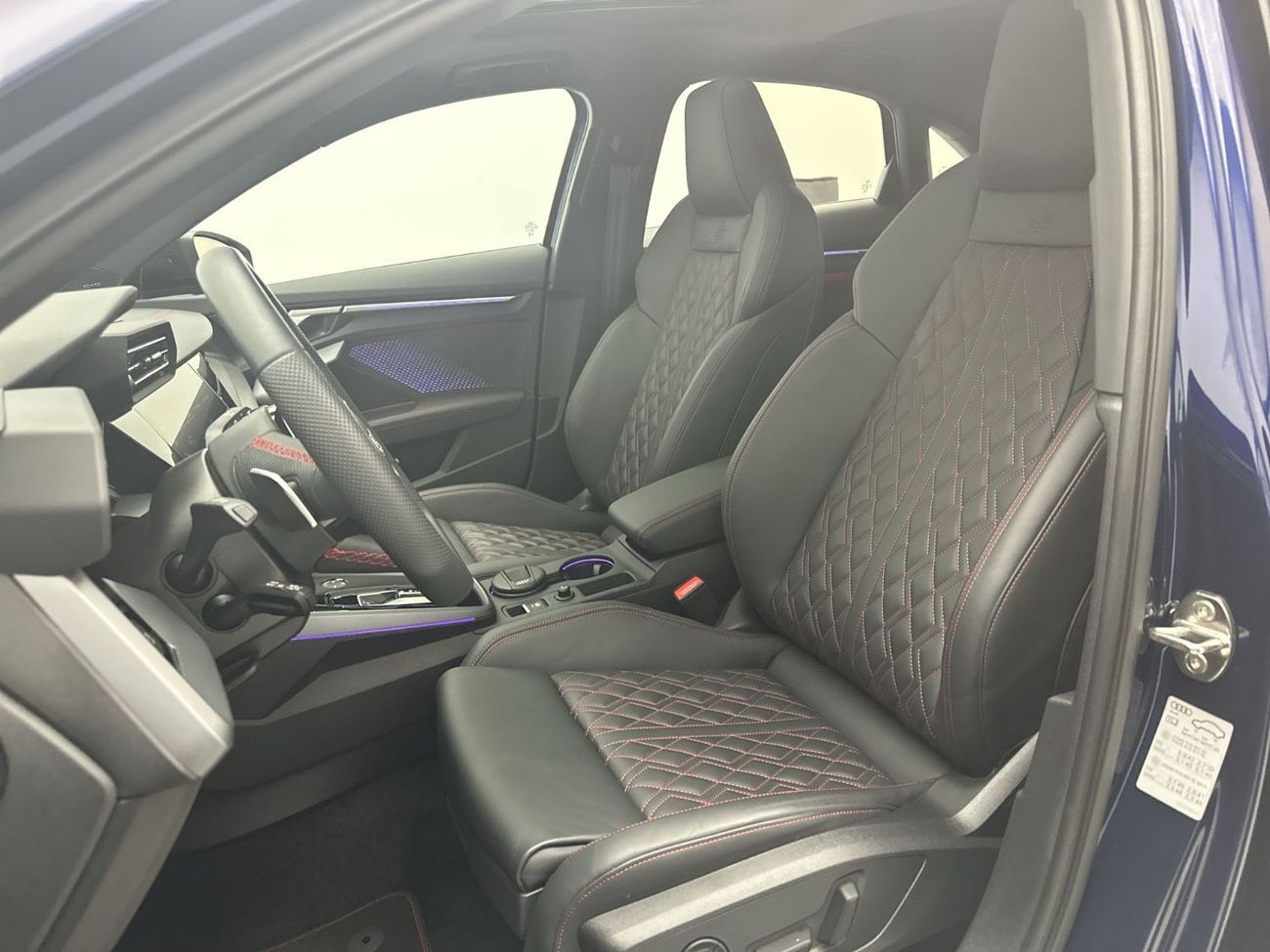Audi S3 TFSI quattro 2.0L Sedan Sedan TFSI 333hp (Ref# 79092)