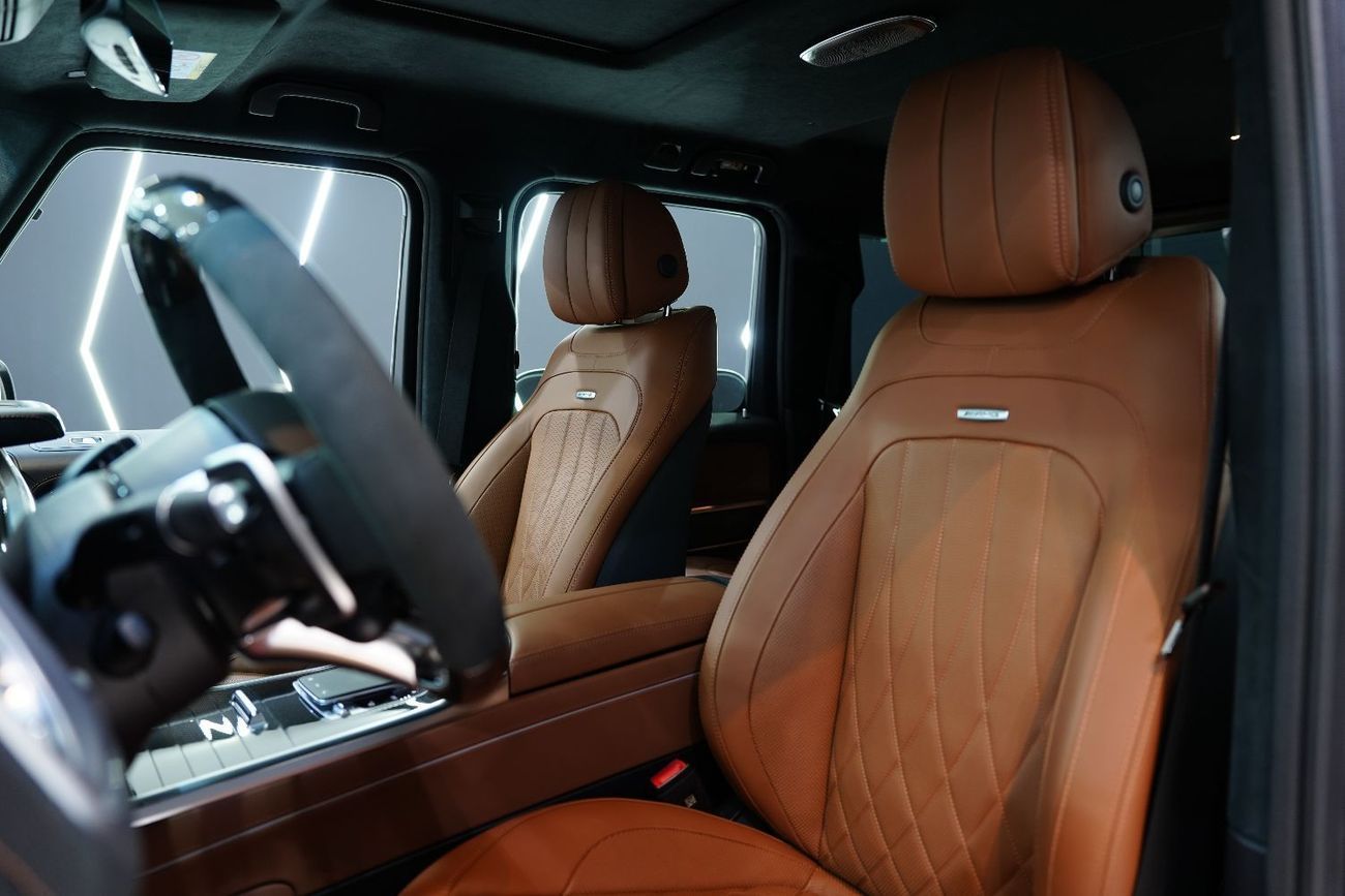 Mercedes Benz G63 AMG 4MATIC SUV Double Night Package, Carbon Fiber Pack, Gargash Warr + Serv!!