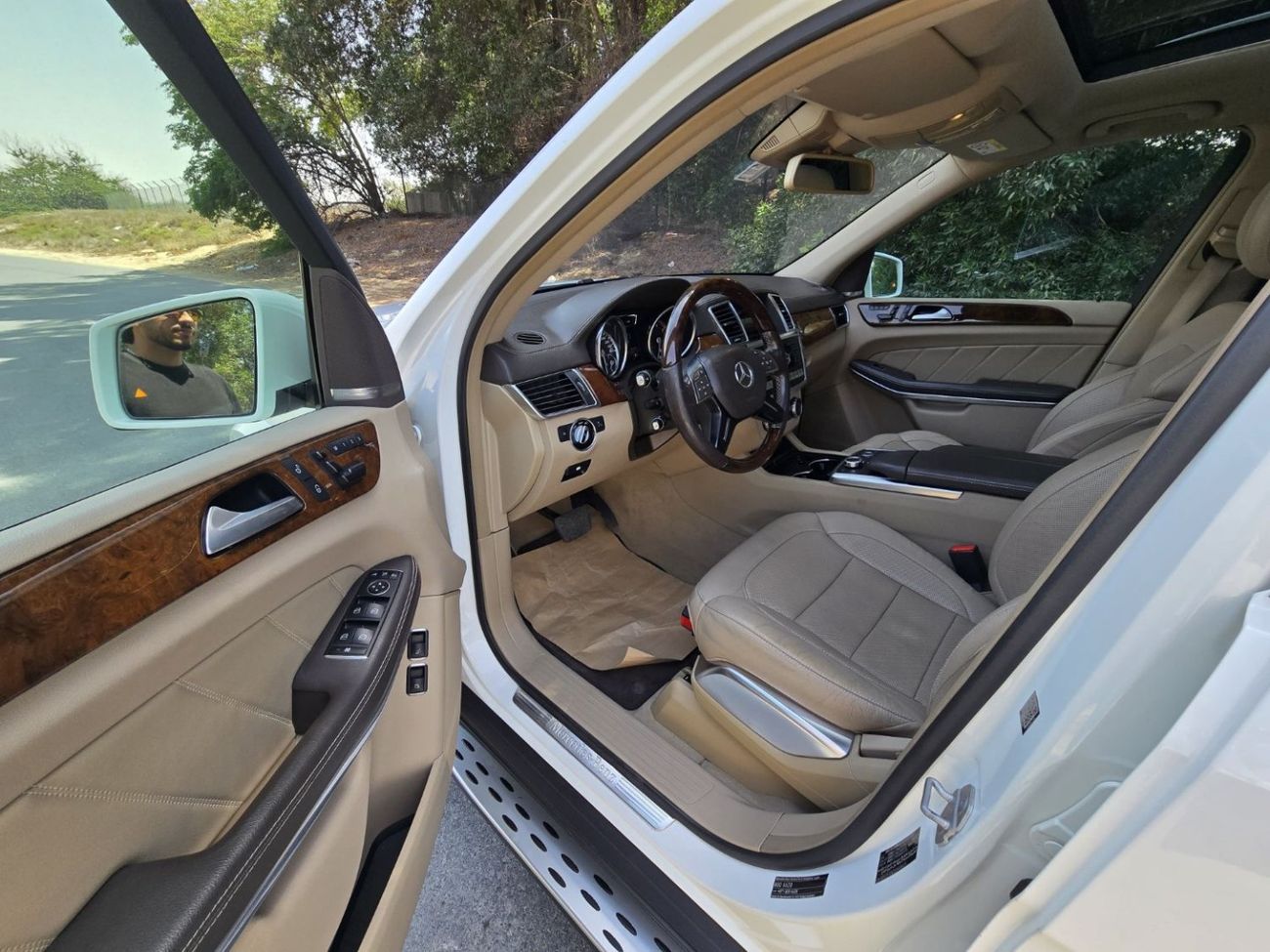 Mercedes-Benz GL 500 Std 4.7L MERCEDES GL-500 2014 GCC // FULL OPITION // ACCIDENT FREE // PERFECT CONDITION