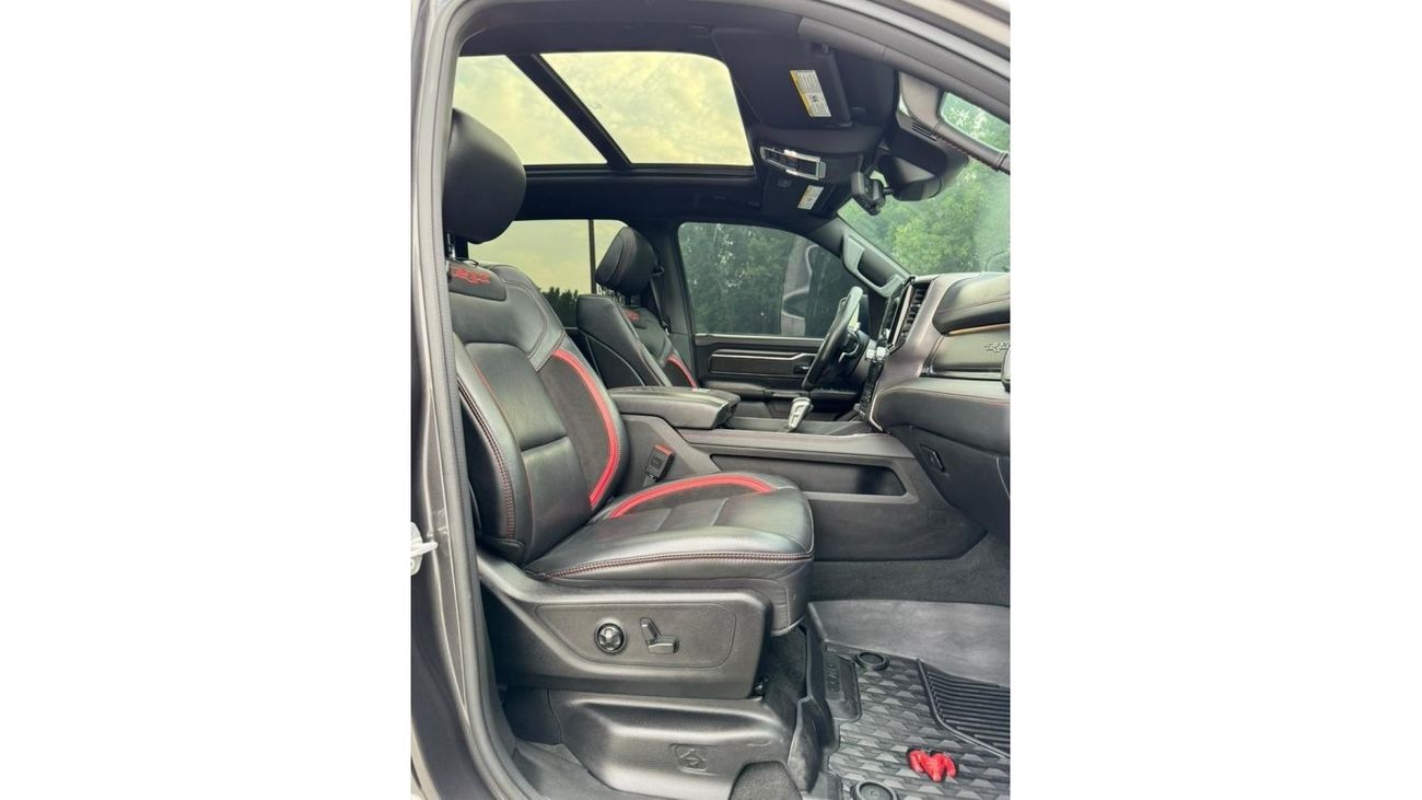 RAM 1500 TRX DODGE RAM TRX 2021 IMPORT CANADA CLEAN TITEL 707 HP  PERFECT CONDITION  NO ACCIDENT FULL OPTION