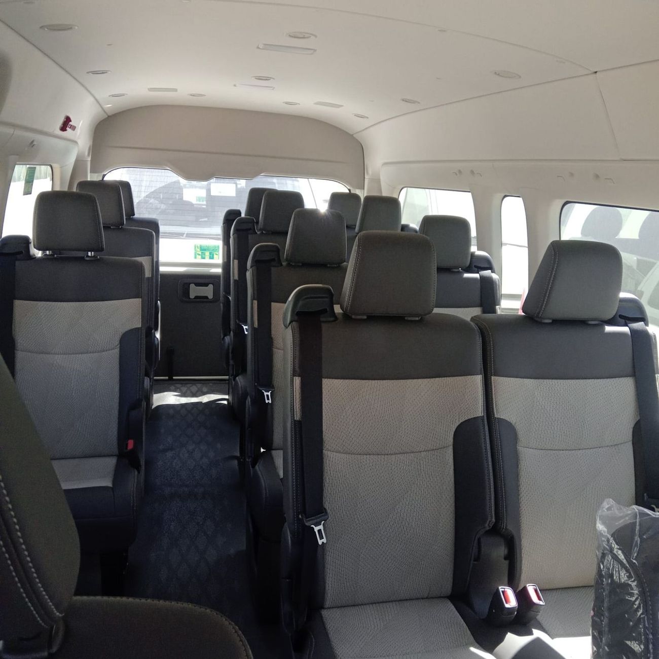 Toyota Hiace Toyota Hiace AT 2026