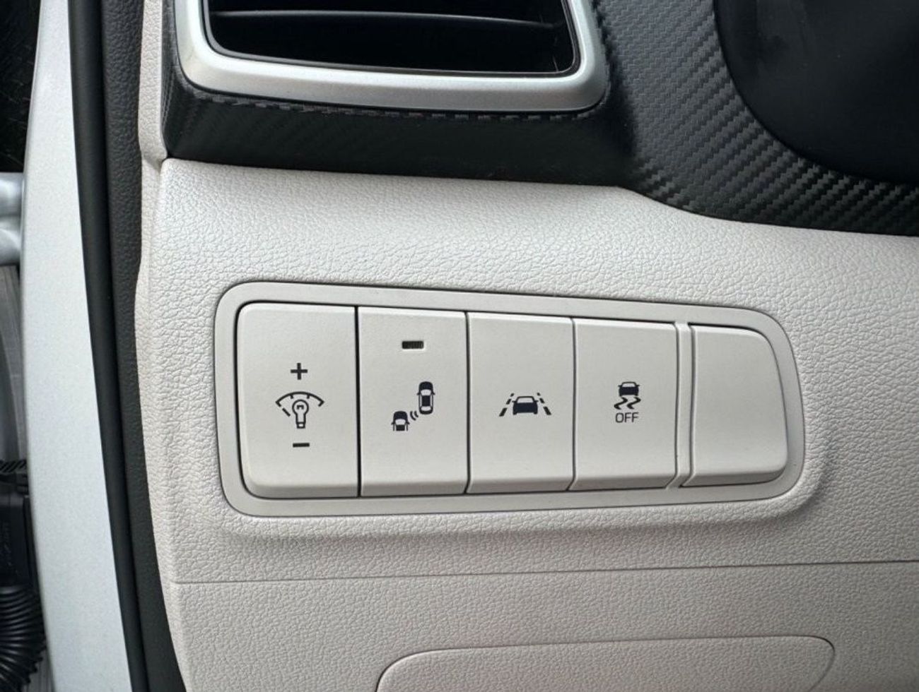 Hyundai Tucson Full Option 2019 HYUNDAI TUCSON AWD 2.0L GDI DOHC 16 VALVE I4 4cyl Petrol, Automatic, All Wheel Driv