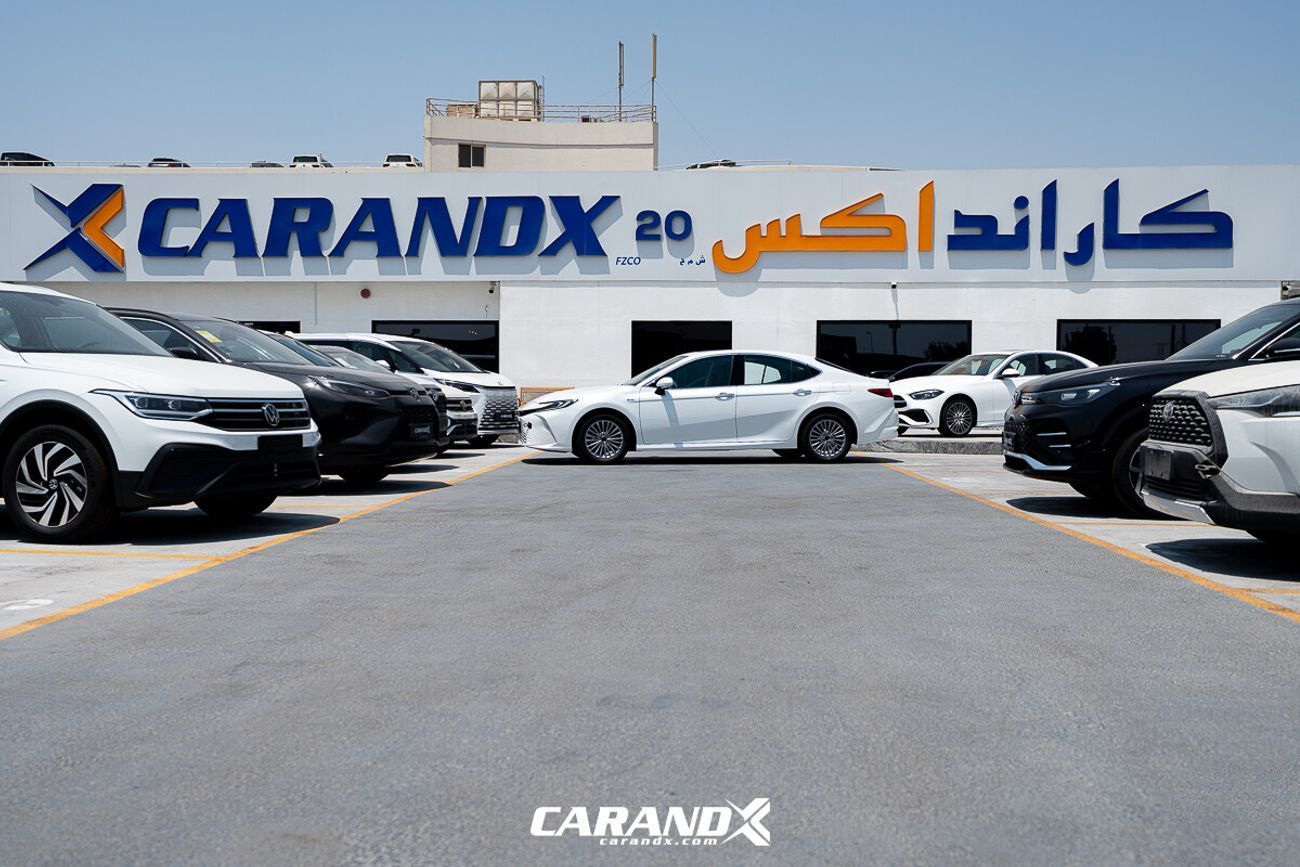 تويوتا كامري Hybrid 2.0HGVP Luxury Edition 2025