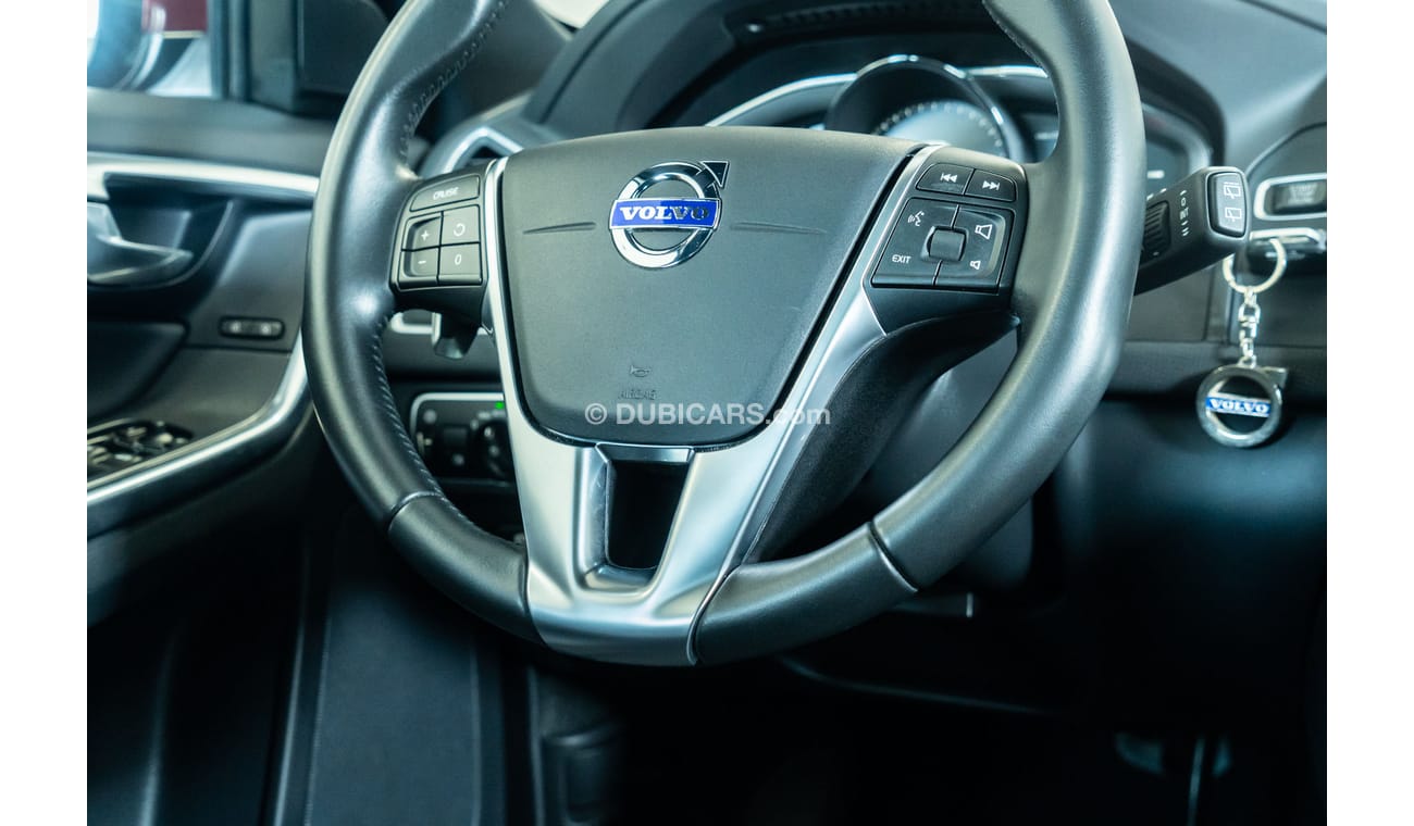 Volvo XC60 2017 Volvo XC60 T5 / Full Volvo Service History and Extended Warranty