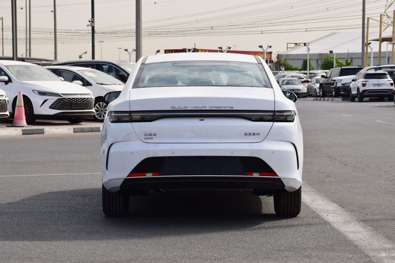 BYD Destroyer 05 STD (NON GCC) 1.5L Hybrid 4 Cylinder | LHD