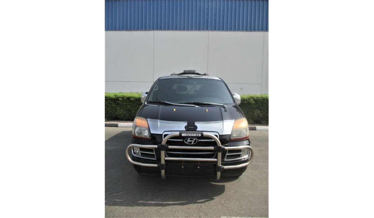 Hyundai H1 Starex HYUNDAI H1 STAREX MODEL 2006 FULL OPTIONS DIESEL 9 PASSENGER