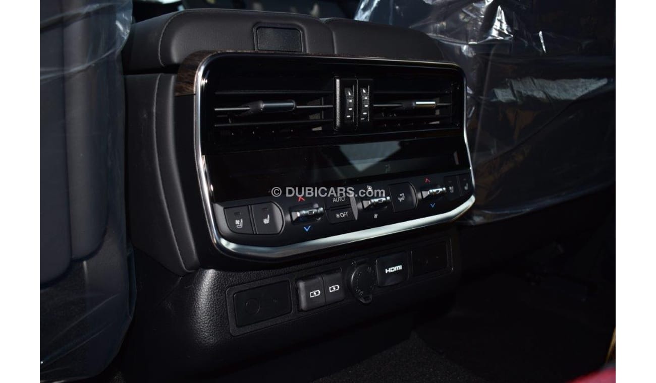 Toyota Land Cruiser 300 VXR+ V6 3.3L Diesel Twin Turbo AT