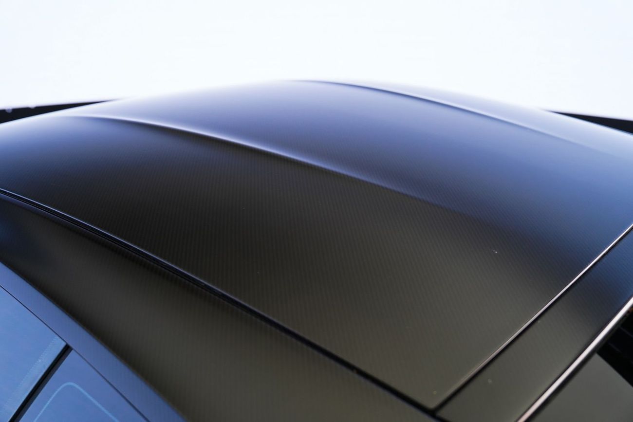 Aston Martin DBS Superleggera 5.2L | TAG HEUER EDITION