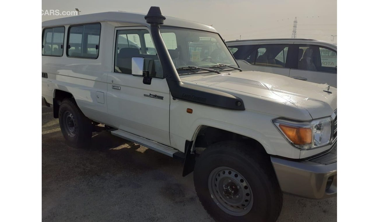 Toyota Land Cruiser HARD TOP,3DOOR,PETROL,4.0L,V6,M/T,2020MY ( ONLY FOR EXPORT)