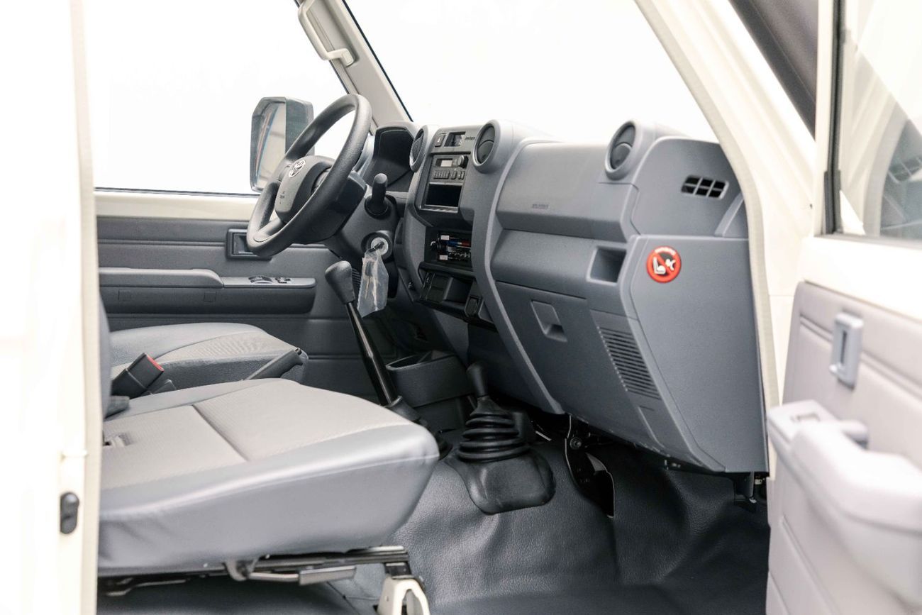 Toyota Land Cruiser 70 LC78 Hardtop 4.2L - 3 Door - Manual - White Inside Bluish Grey | Export Only