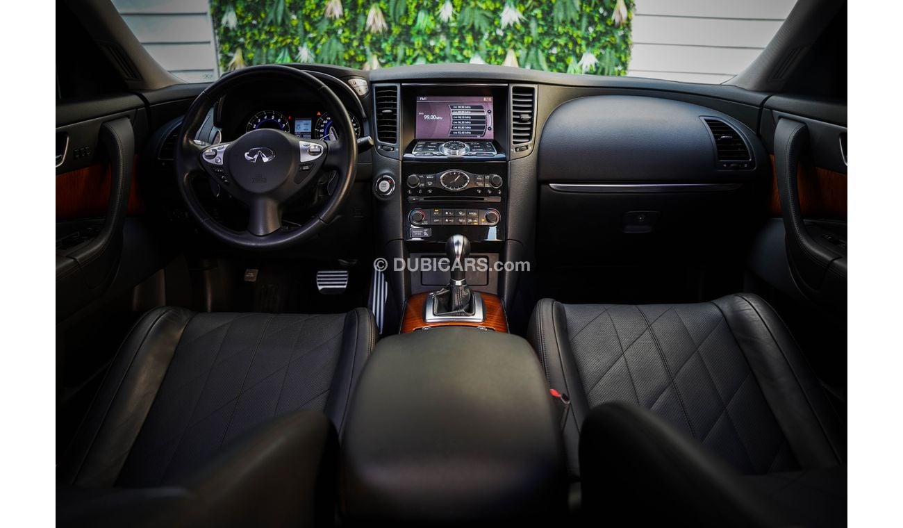 Infiniti QX70 | 2,348 P.M  | 0% Downpayment | Excellent Condition!