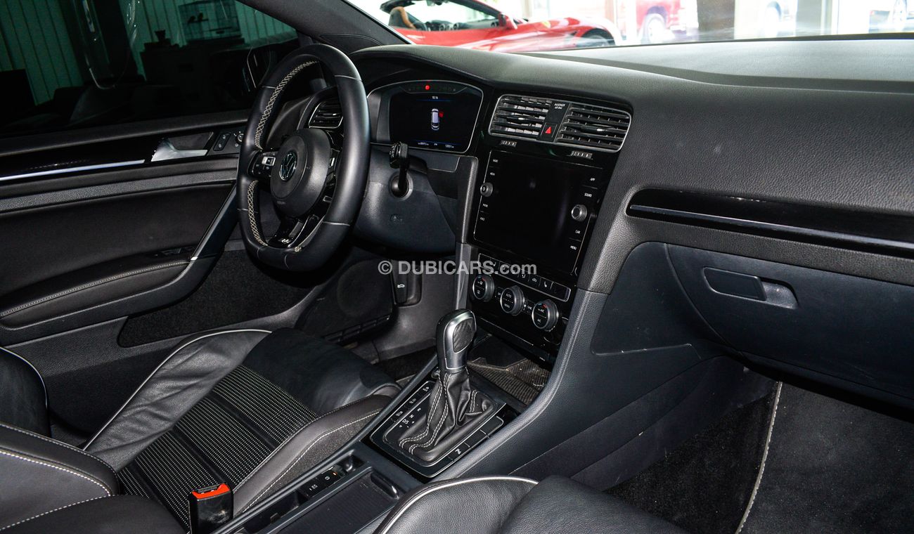 Volkswagen Golf R