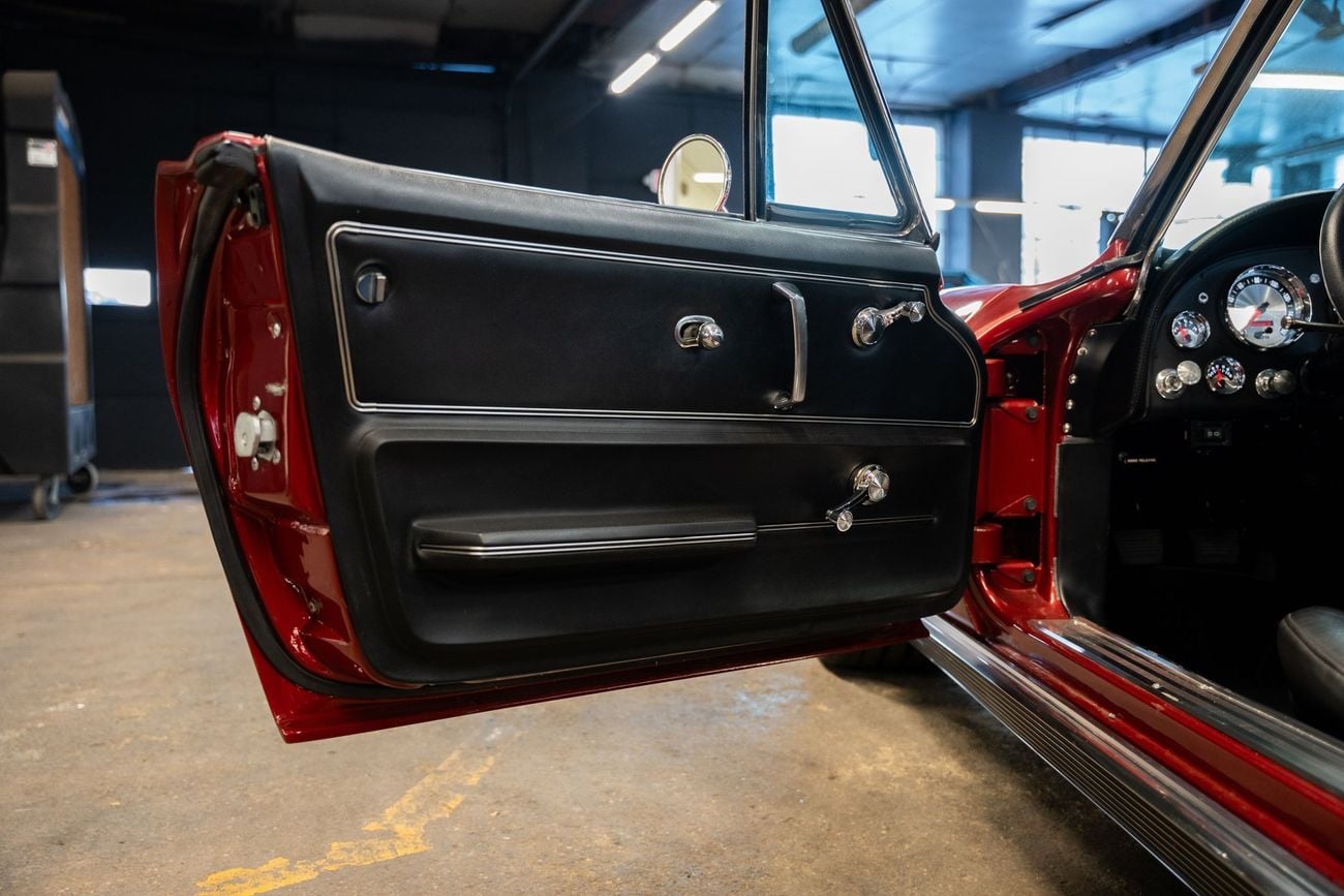 شيفروليه كورفت LS3, SRIII Tubular Chassis, Baer 6P Brakes, Pro Touring Restomod