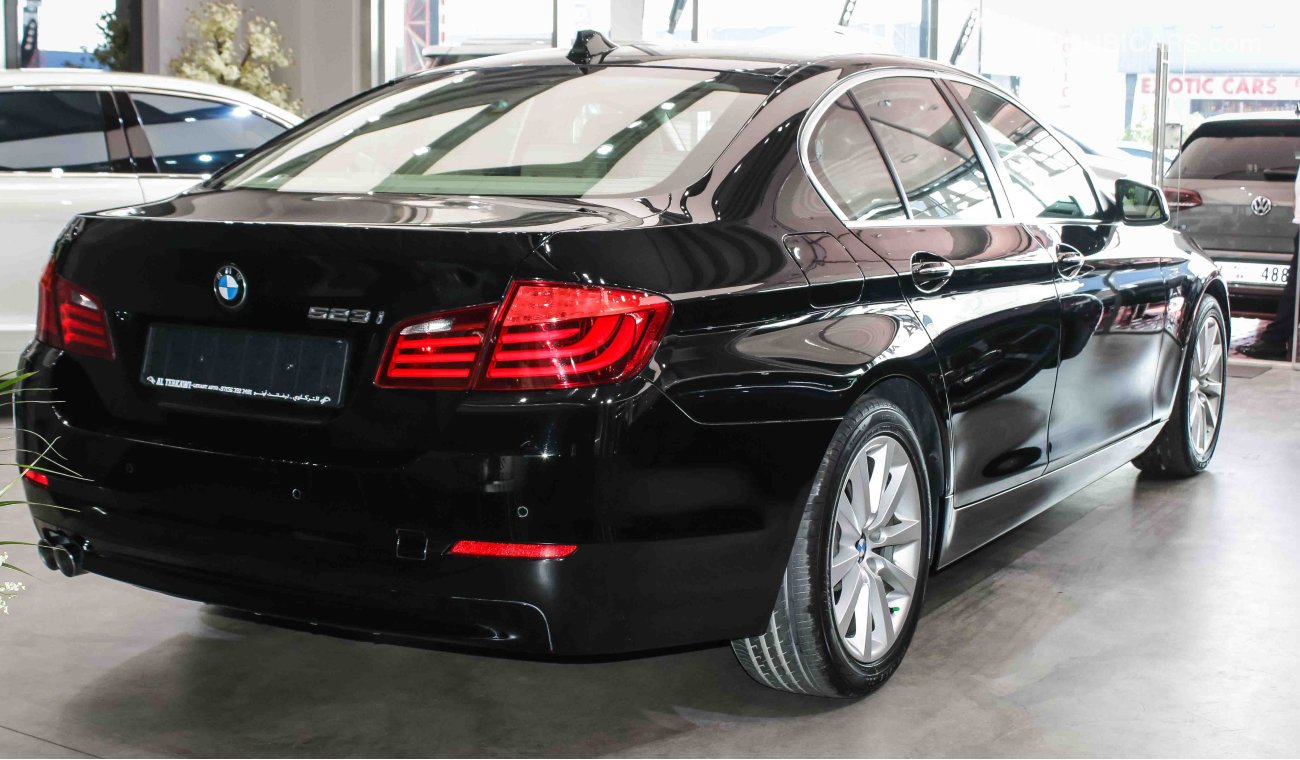 BMW 523i i