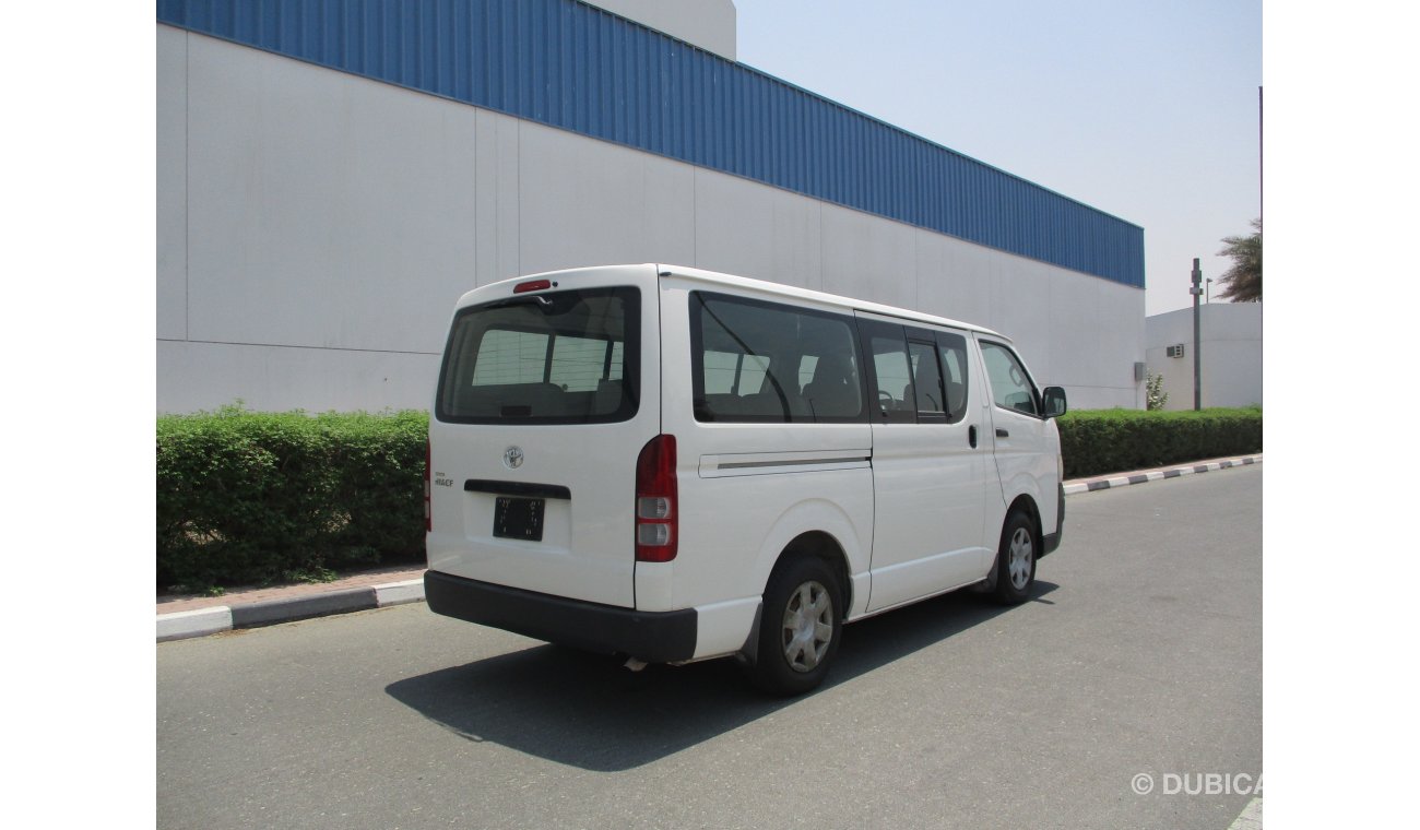 Toyota Hiace 14 passenger