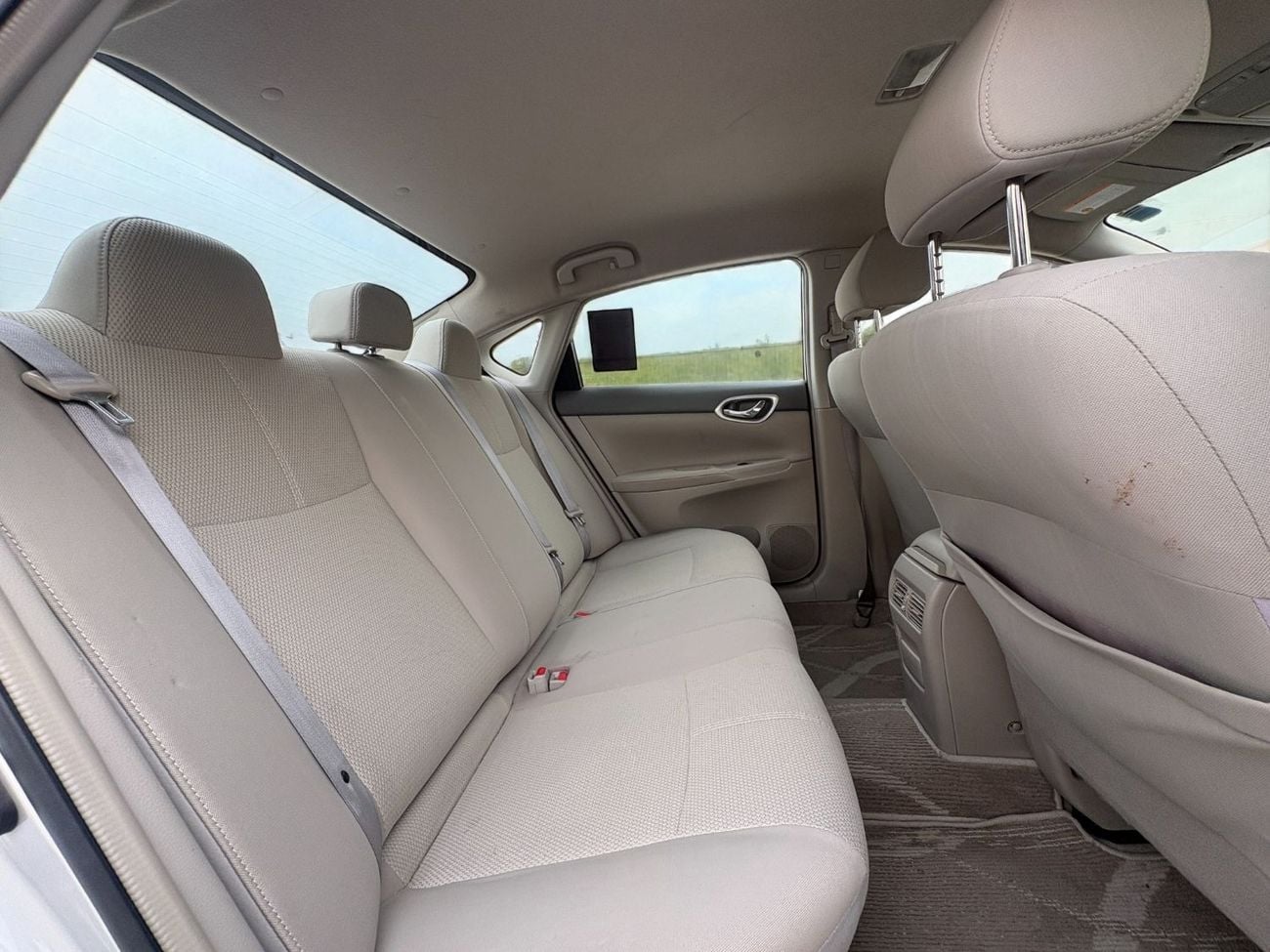 نيسان سنترا NISSAN SENTRA SE 1.6L A/T | 2020 | GCC SPECS | AED 450 per month