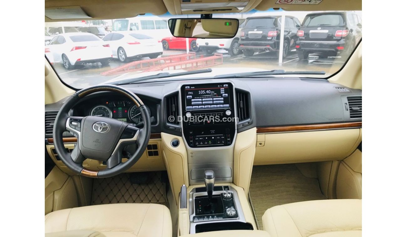 Toyota Land Cruiser GXRV6