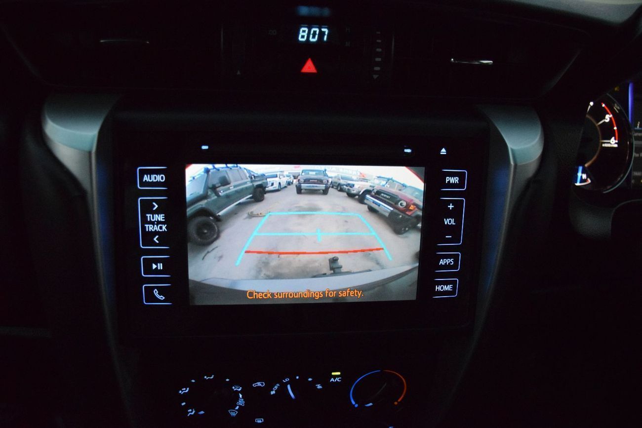 Toyota Fortuner 4X4 Diesel 2.8L (Right Hand)