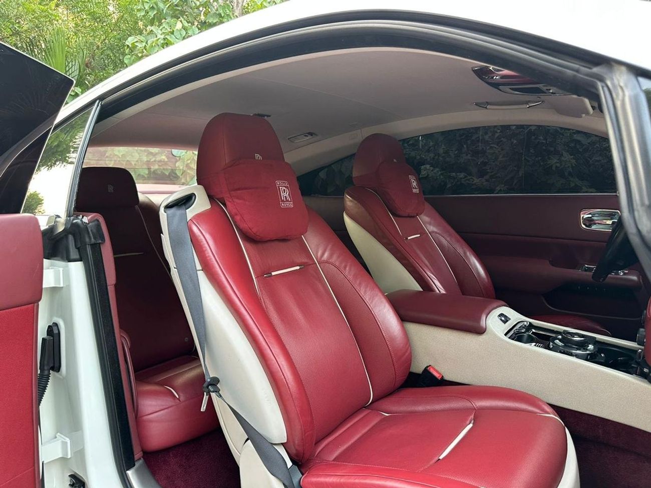 رولز رويس واريث Rolls Royce Wraith | 2015 | V12 | GCC | Service History