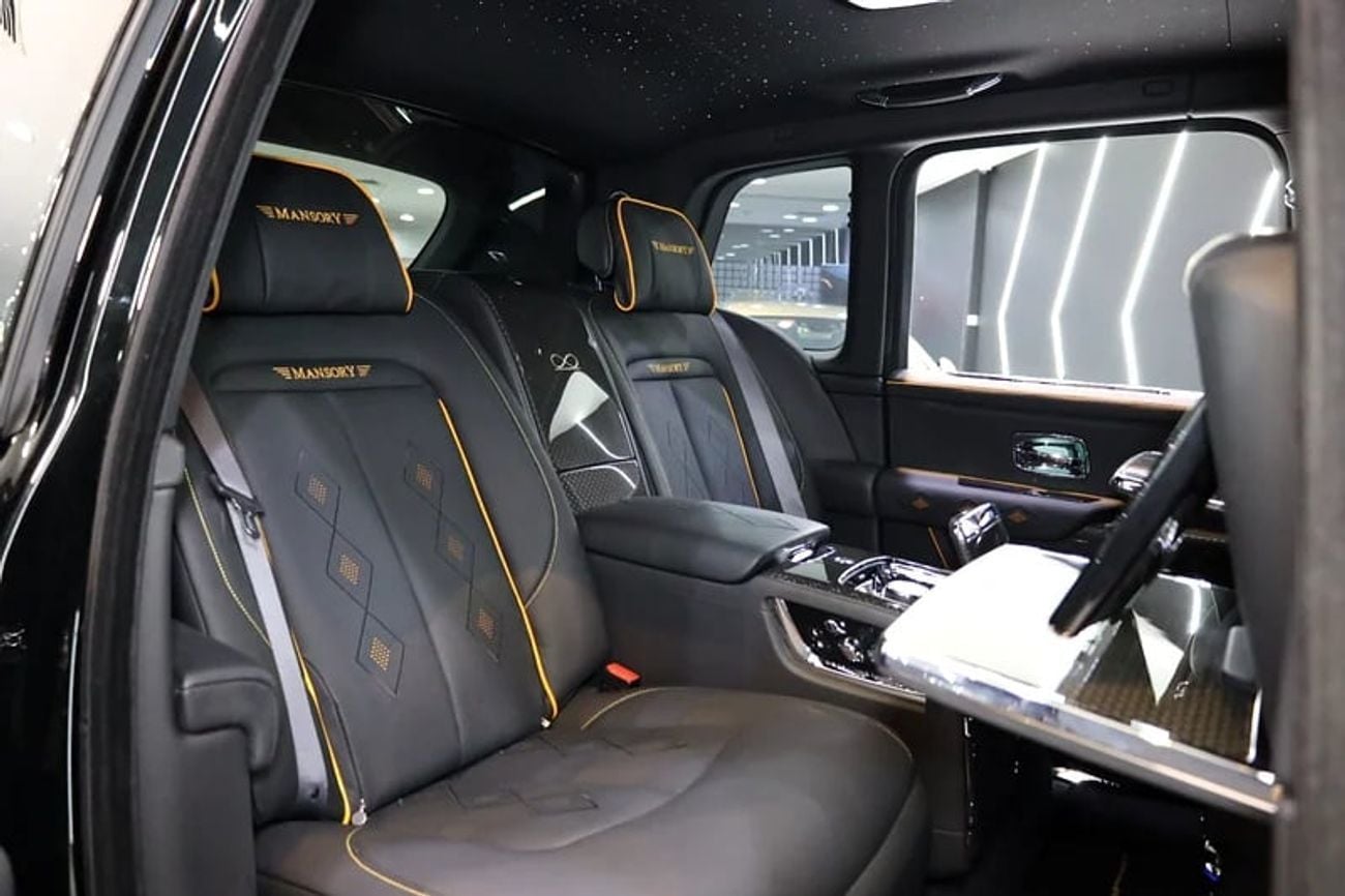 رولز رويس كولينان Black Badge