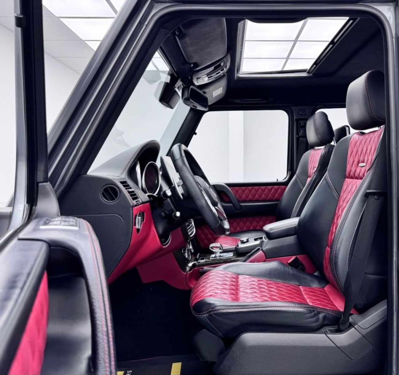 مرسيدس بنز G 63 AMG Std 5.5L 2018 Mercedes-AMG G63, 1 Year Warranty, Full Service History, GCC