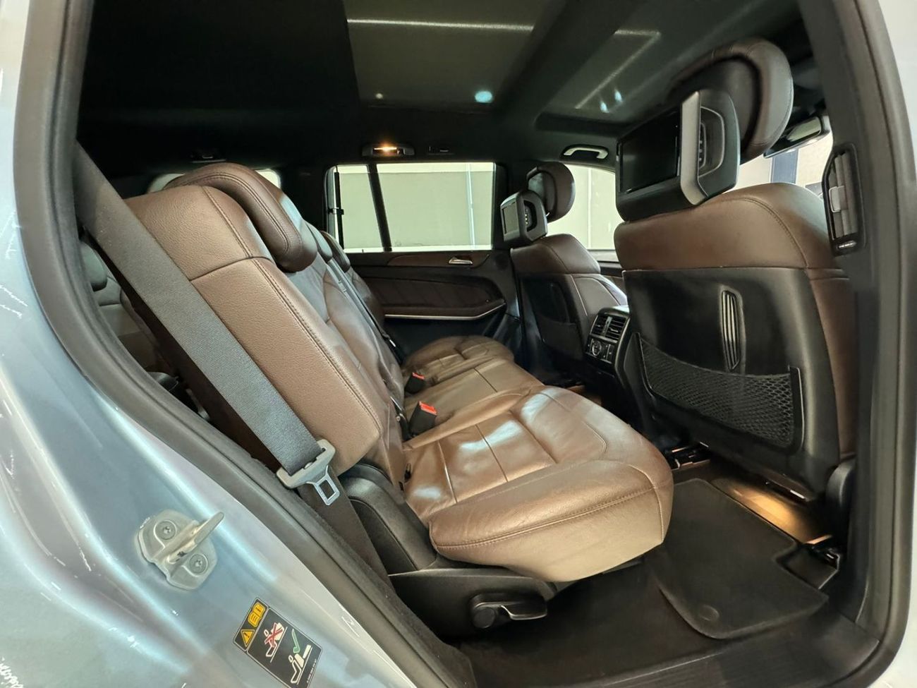 Mercedes-Benz GL 500 Std 4.7L AMG MERCEDES GL500 V8 || GCC || ACCIDENT FREE || AMAZING CONDITION II FULLY LOADED || LOW M