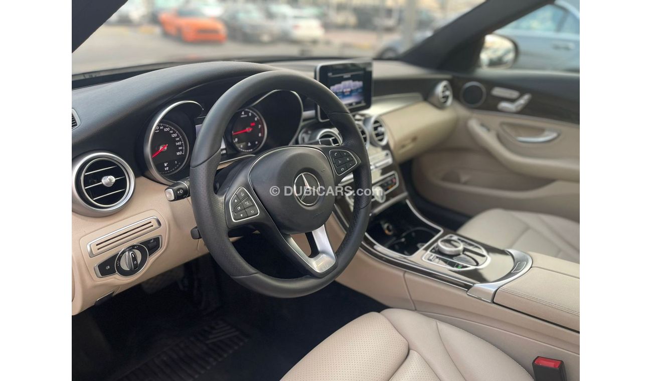 Mercedes-Benz C 300 Luxury