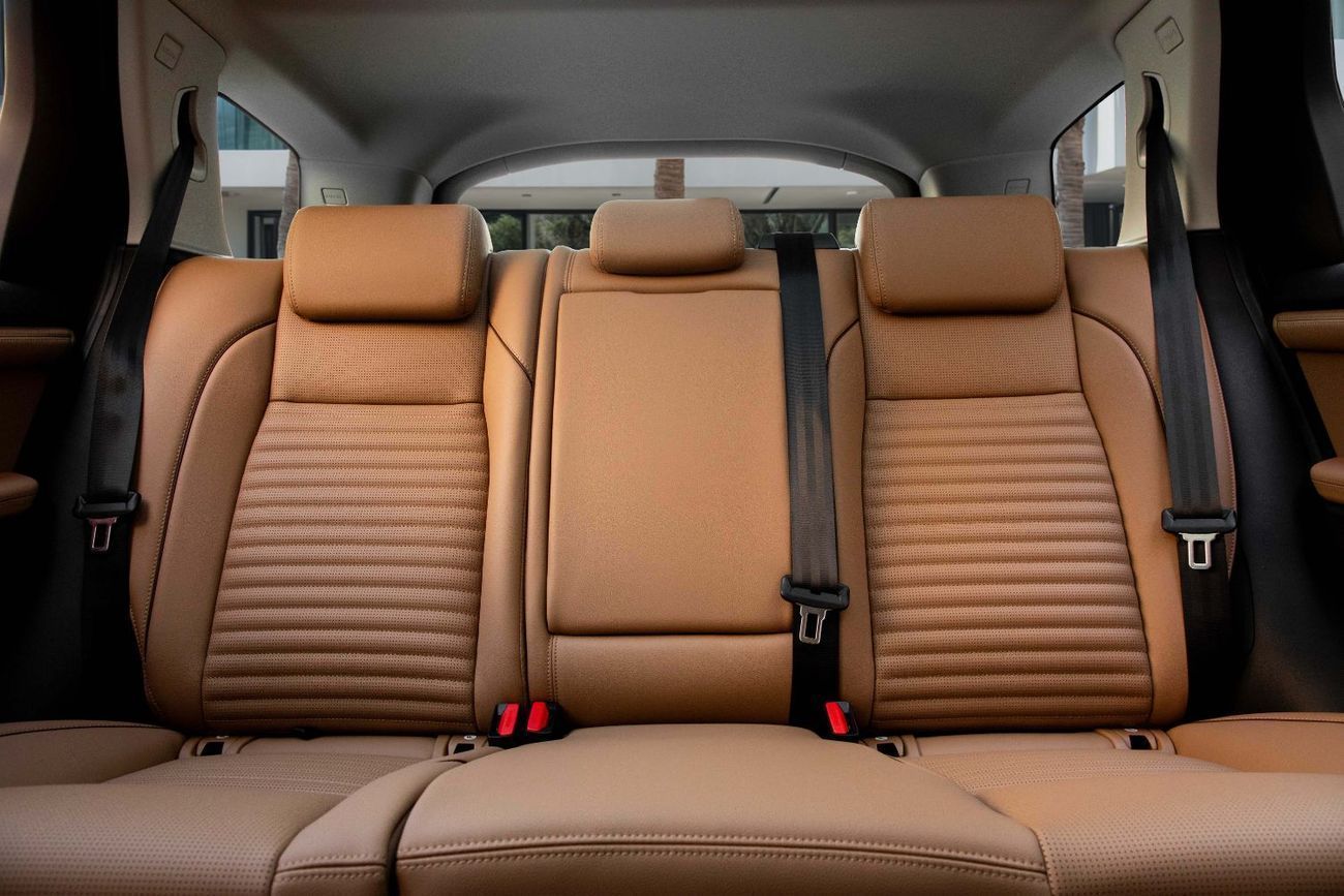 Land Rover Discovery Sport Dynamic SE P250 | 3,133 P.M | 0% Downpayment | Immaculate Condition!