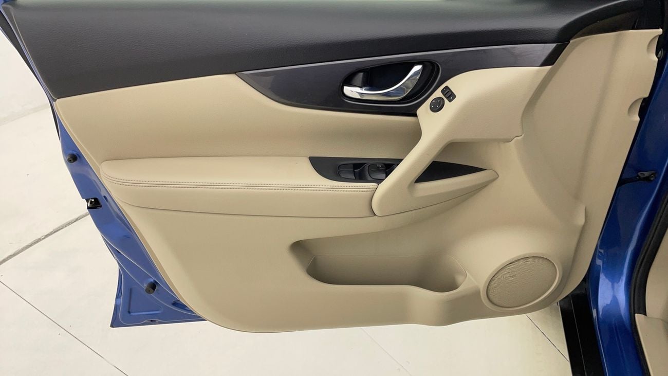 نيسان إكس تريل S 4WD 2.5 | بدون دفعة مقدمة | اختبار القيادة في المنزل