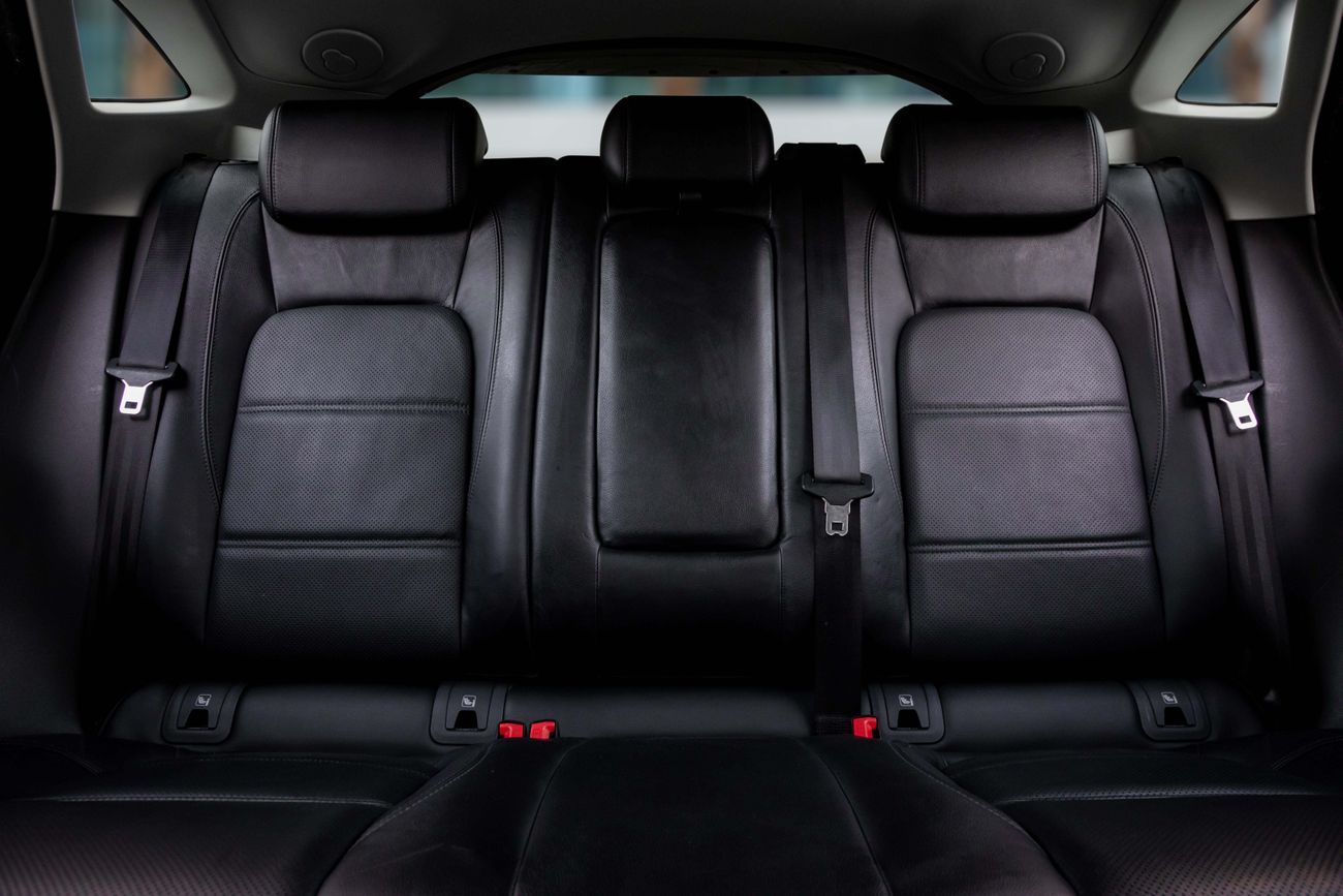 جاكوار E Pace E-Pace P200 AWD | 1,273 P.M | 0% Downpayment | E-Pace P200 AWD | Warranty!