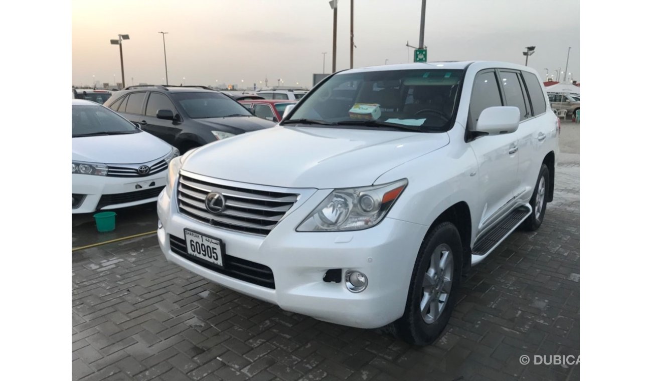 Lexus LX570