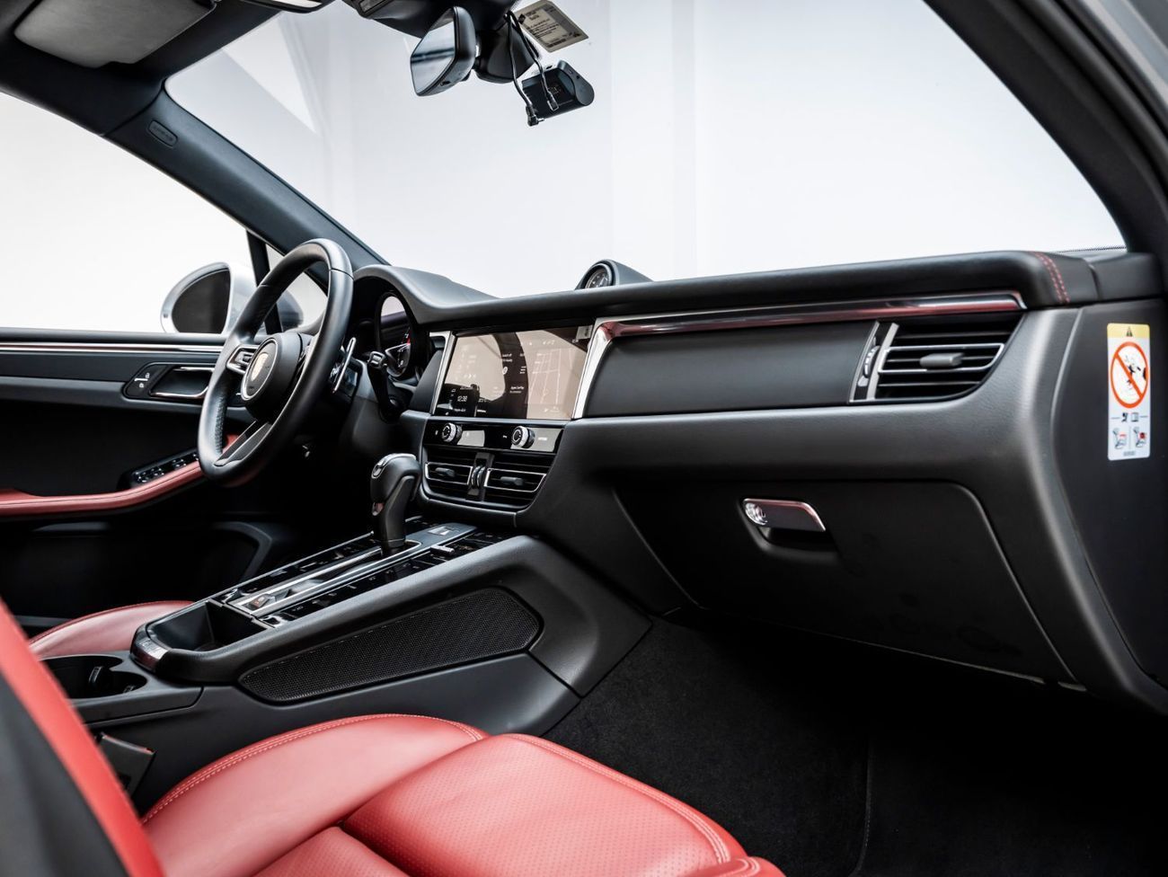 بورش ماكان Std 2.0L (252 HP)