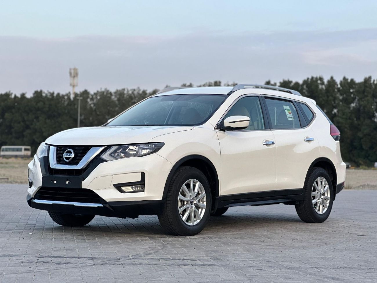 نيسان إكس تريل S 2.5L 4WD (5 Seater)